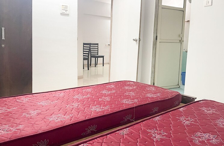 Bedroom, thane west Pg For Girls In Thane West 7780707