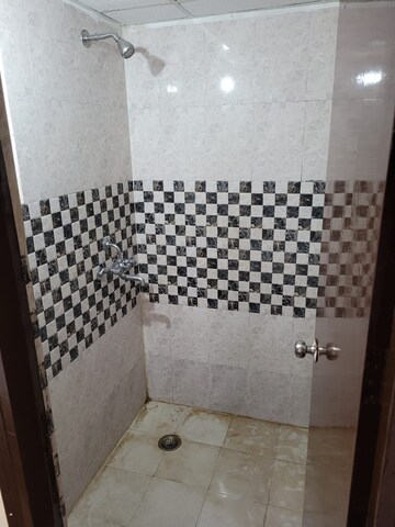 Bathroom in 1.5 BHK Apartment at Signature Global Synera, Sector 81 – for Sale