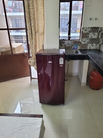 Kitchen in 1.5 BHK Apartment at Signature Global Synera, Sector 81 – for Sale