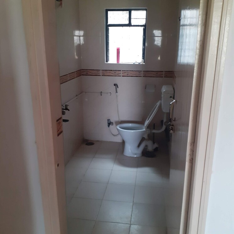 Bathroom, madhuban-society 2 Bedroom 1100 Sq.Ft. Apartment In Vishrantwadi Pune 7781144
