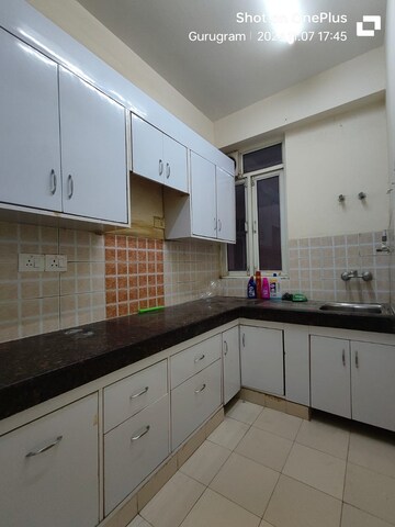 2 BHK Apartment For Rent in Shree Vardhman Mantra, Sector 67