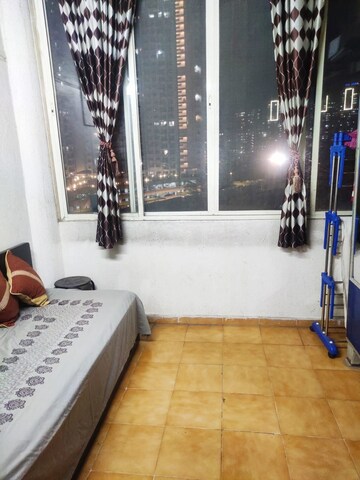 Room in 1 BHK Apartment at Greenfield Society, Hadapsar – for Sale