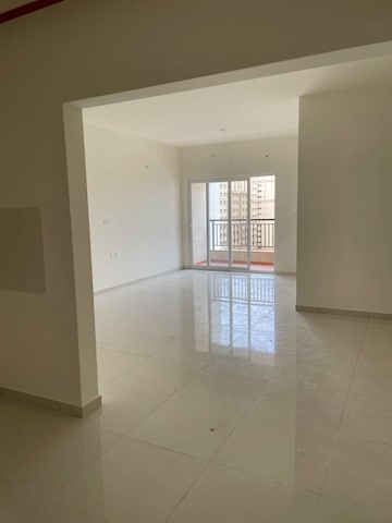 Room in 2 BHK Apartment at Vajram Newtown, Thanisandra Main Road – for Sale