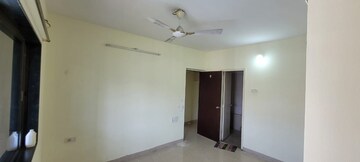 Room in 3 BHK Apartment at Jasmine Spring valley, Hadapsar – for Sale