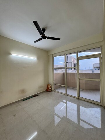 Room in 2 BHK Apartment at Pyramid Urban Homes, Sector 70a – for Sale