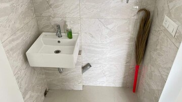 Bathroom in 2 BHK Apartment at Amanora Gold Towers, Hadapsar – for Sale