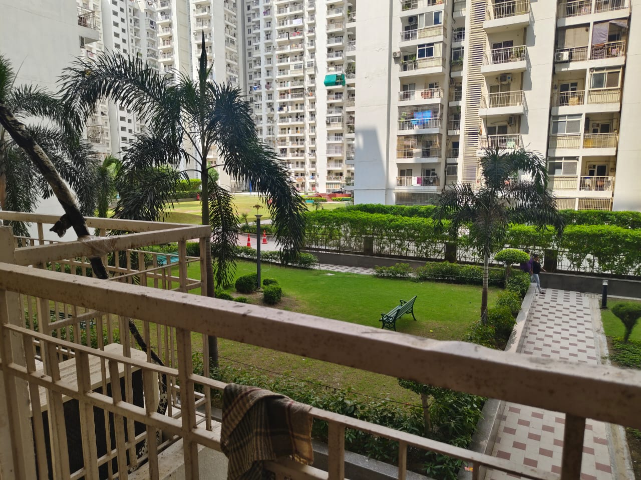2 BHK Apartment For Sale in Panchsheel Greens II