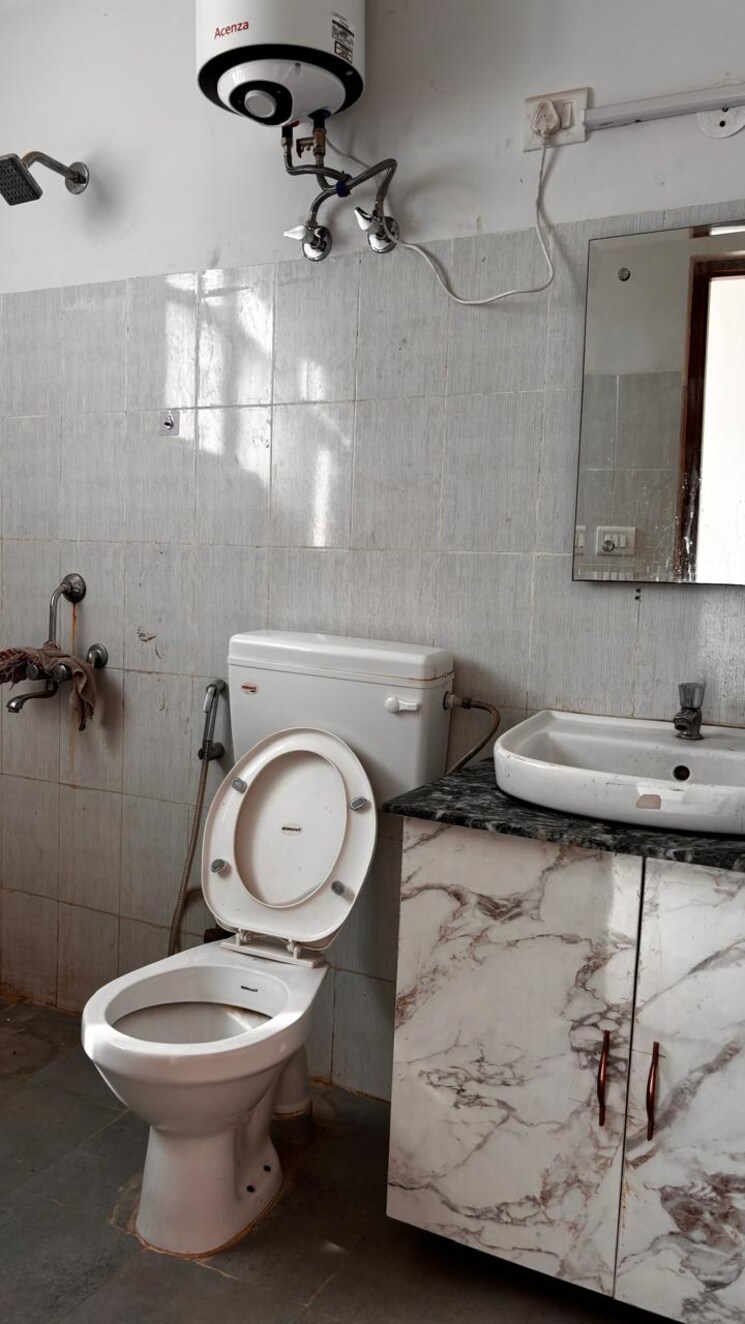 Bathroom, adani-aangan 2 Bedroom 657 Sq.Ft. Apartment In Sector 89a Gurgaon 7781960