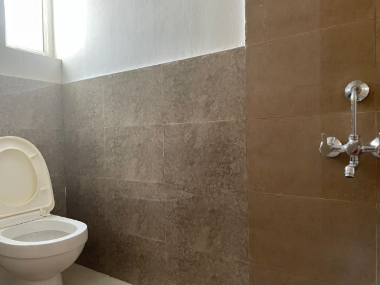 Bathroom, suncity-avenue-76 2 Bedroom 635 Sq.Ft. Apartment In Sector 76 Gurgaon 7781979