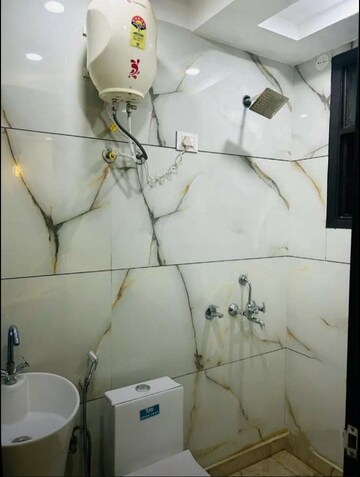 Bathroom in 1 BHK Builder Floor at Mehrauli – for Rent
