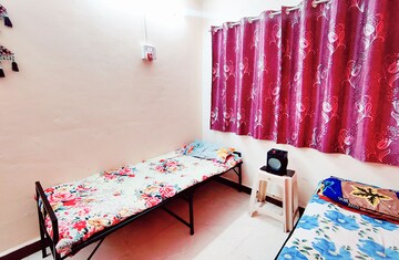  Pg For Rent in Chembur