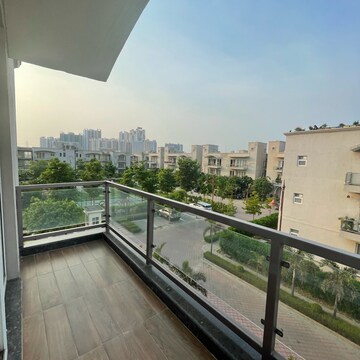 Balcony in 4 BHK Builder Floor at BPTP Amstoria, Sector 102 – for Sale