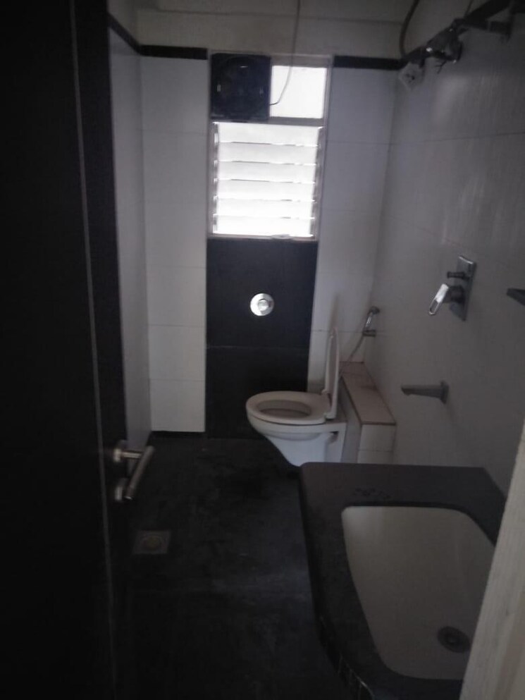Bathroom, comfort-zone 3 Bedroom 1450 Sq.Ft. Apartment In Balewadi Pune 7782263