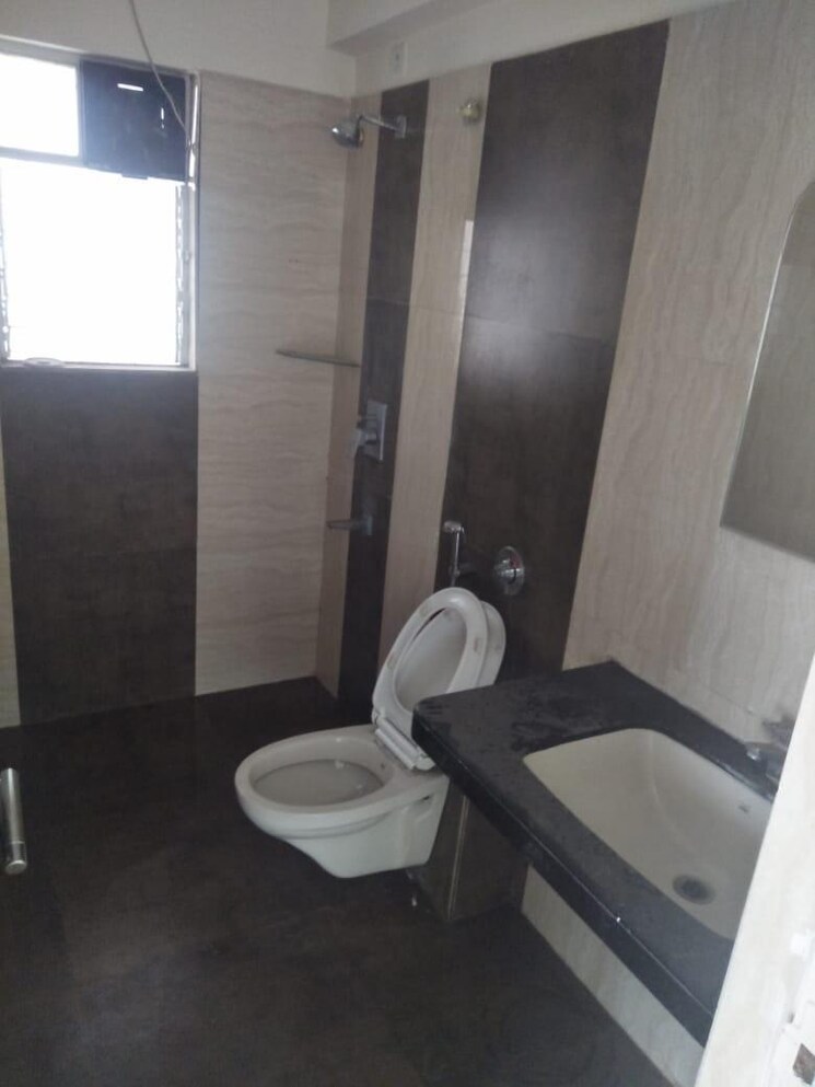Bathroom, comfort-zone 3 Bedroom 1450 Sq.Ft. Apartment In Balewadi Pune 7782263
