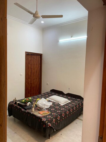 Bedroom in 4 BHK Villa at JakhaN-Rajpur Road – for Sale