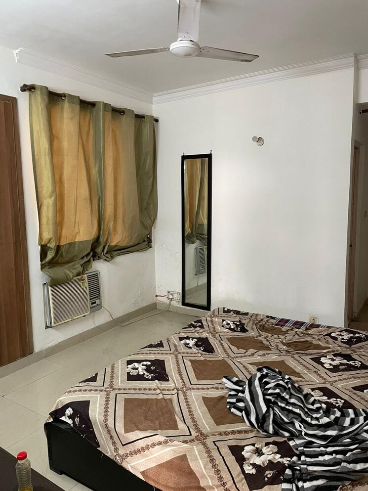 Bedroom, vasant kunj 3.5 Bedroom 1800 Sq.Ft. Apartment In Vasant Kunj Delhi 7782509