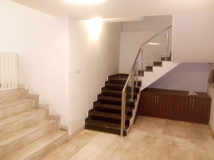 undefined, panchsheel enclave 5 Bedroom 3600 Sq.Ft. Builder Floor In Panchsheel Enclave Delhi 7783221