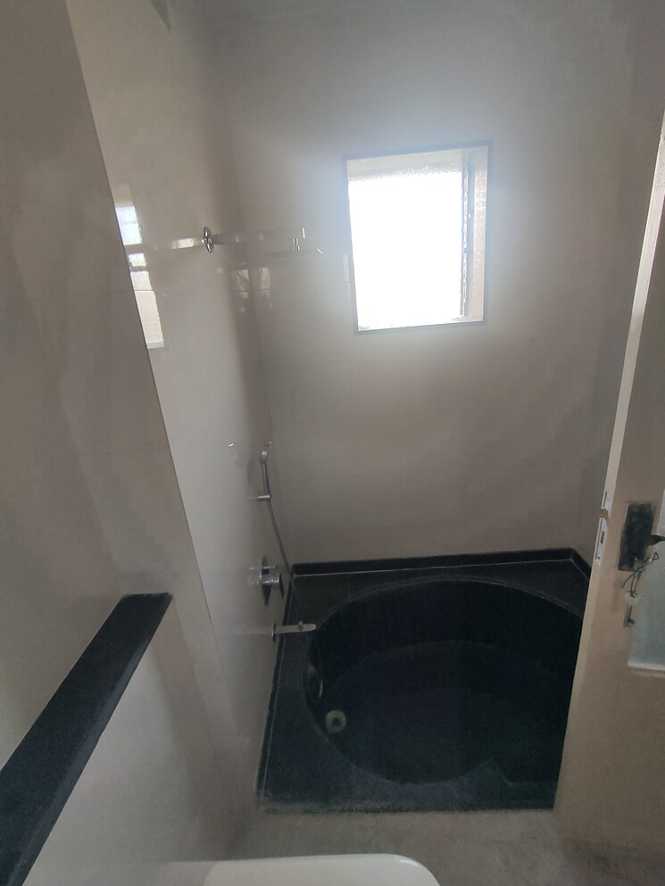 Bathroom, silver-dunes 2 Bedroom 900 Sq.Ft. Apartment In Prabhadevi Mumbai 7783367