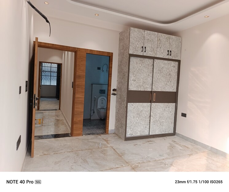 Room, ardee-city 3 Bedroom 240 Sq.Yd. Builder Floor In Sector 52 Gurgaon 7783499