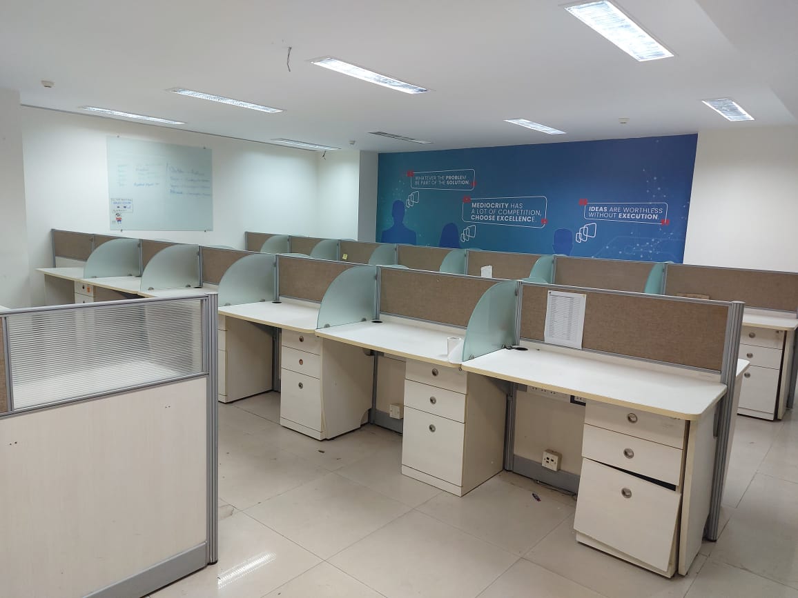 Commercial Office Space 3300 Sq.Ft. For Rent in Andheri East Mumbai  7783517