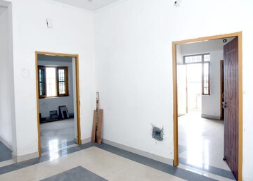 रेसिडेंशियल घर वर्ग फुट फॉर रेंट इन जीएमएस रोड देहरादून  7783550