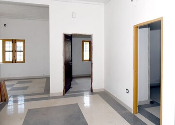 रेसिडेंशियल घर वर्ग फुट फॉर रेंट इन जीएमएस रोड देहरादून  7783550