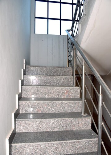 रेसिडेंशियल घर वर्ग फुट फॉर रेंट इन जीएमएस रोड देहरादून  7783550