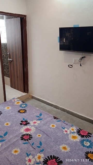 1 RK Independent House For Rent in DLF Galleria Tower Sector 28 Gurgaon  7783567