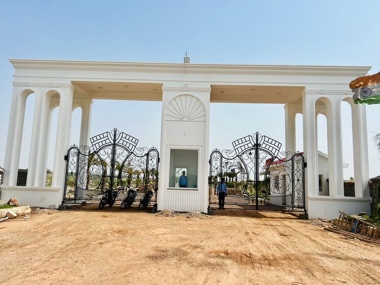  Parking, chattarpur 5 Bedroom 1037 Sq.Yd. Villa In Chattarpur Delhi 7783594