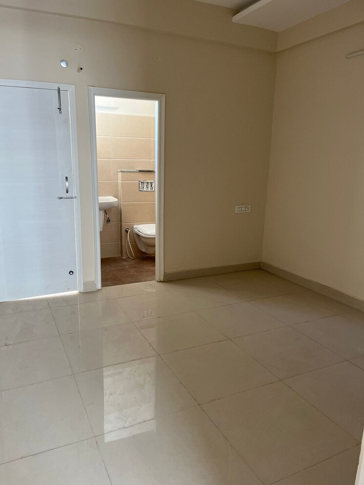 Room, nk-sharma-savitry-greens-2 2 Bedroom 960 Sq.Ft. Apartment In Ghazipur Zirakpur 7783638