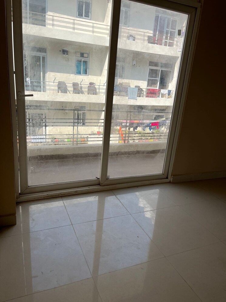 Room, nk-sharma-savitry-greens-2 2 Bedroom 960 Sq.Ft. Apartment In Ghazipur Zirakpur 7783638