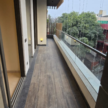 Balcony in 4 BHK Builder Floor at South Extension ii – for Sale