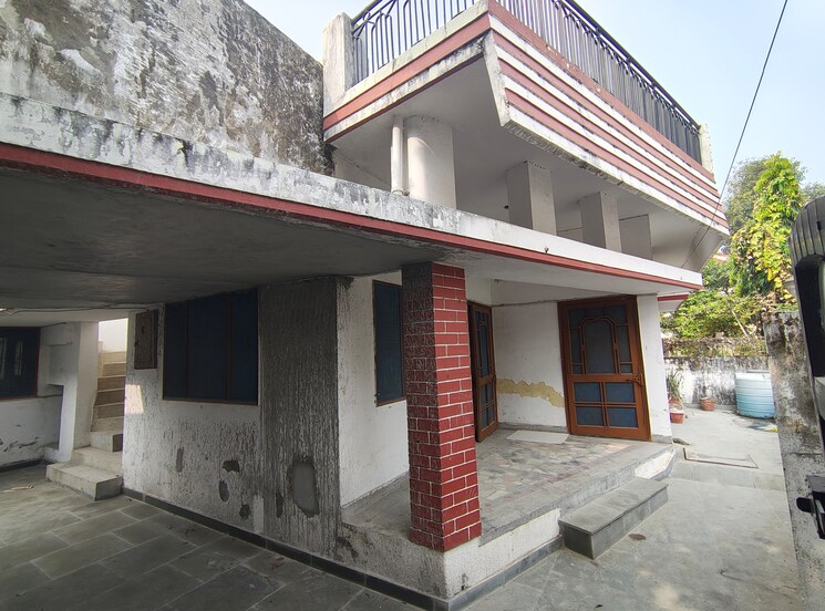 Exterior View, vijay park 2.5 Bedroom 225 Sq.Yd. Independent House In Vijay Park Dehradun 7783748