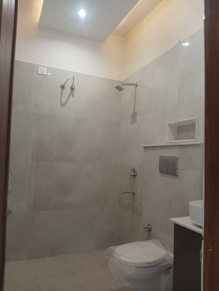 Bathroom, sanauli 4 Bedroom 1450 Sq.Ft. Independent House In Sanauli Zirakpur 7783832