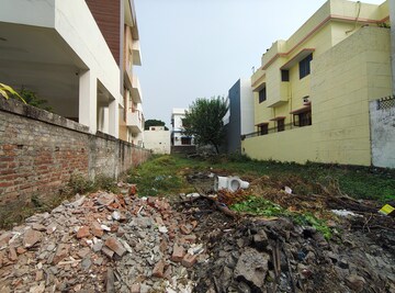  Plot – Exterior View View at Vijay Park - for Sale