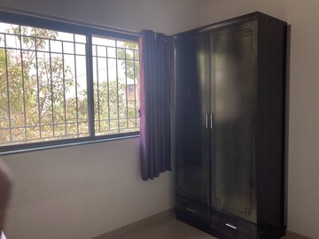 Bedroom in 2 BHK Apartment at Manjari – for Rent