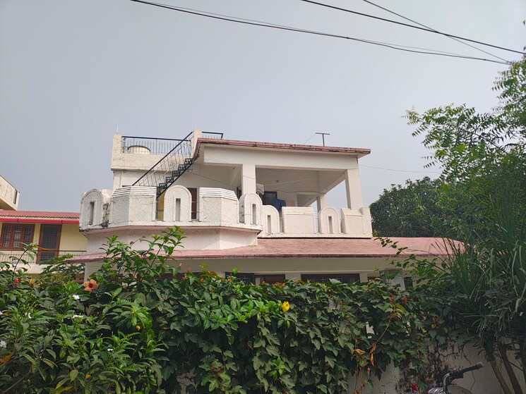 Exterior View, vijay park 6 Bedroom 500 Sq.Yd. Independent House In Vijay Park Dehradun 7783977