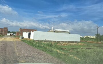 Plot For Sale in Sultanpur Road