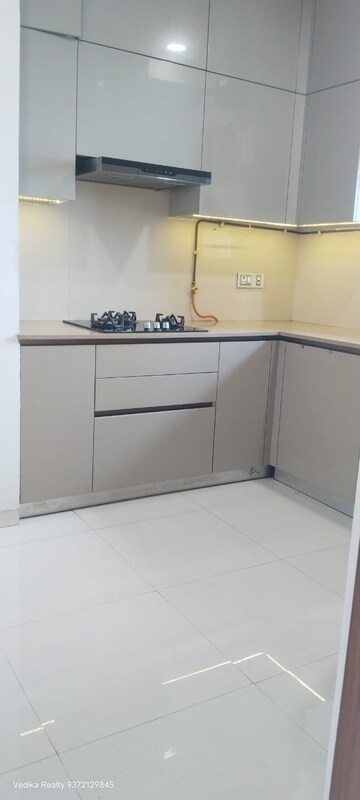 3 BHK Apartment For Rent in Hiranandani Estate