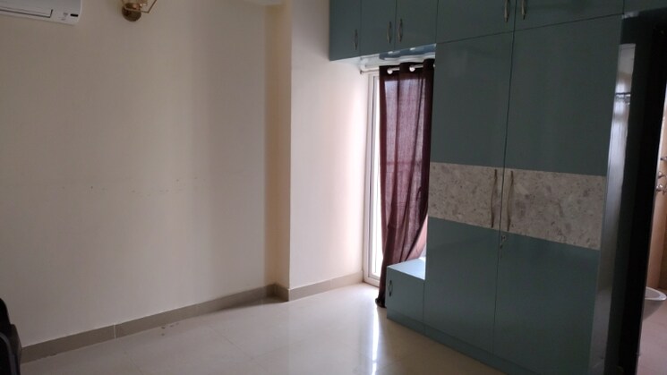 Room, amrapali-centurian-park 3.5 Bedroom 1700 Sq.Ft. Apartment In Tech Zone 4 Greater Noida Greater Noida 7784362