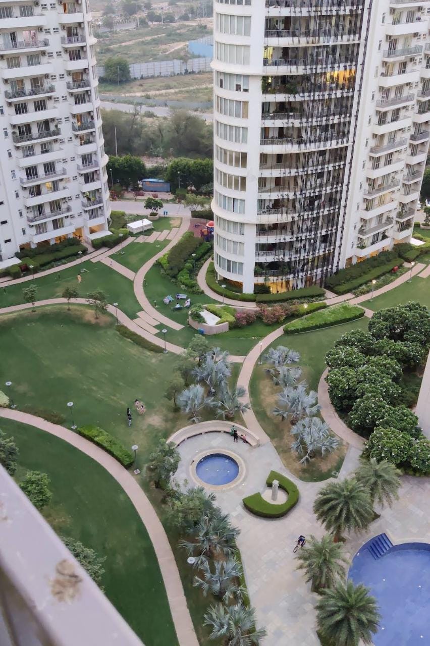 4 BHK Apartment For Resale in Emaar The Palm Drive-The Sky Terraces Sector 66 Gurgaon  7784349