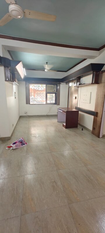 2 BHK Apartment For Rent in Vasant Kunj