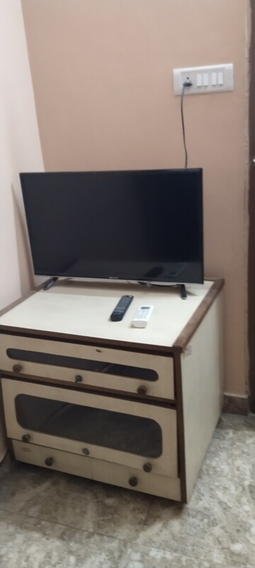 1 RK Builder Floor For Rent in Gomti Nagar