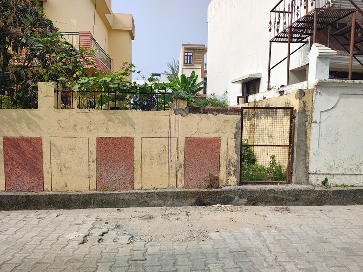 Exterior View, gms road  102 Sq.Yd. Plot In Gms Road Dehradun 7784491