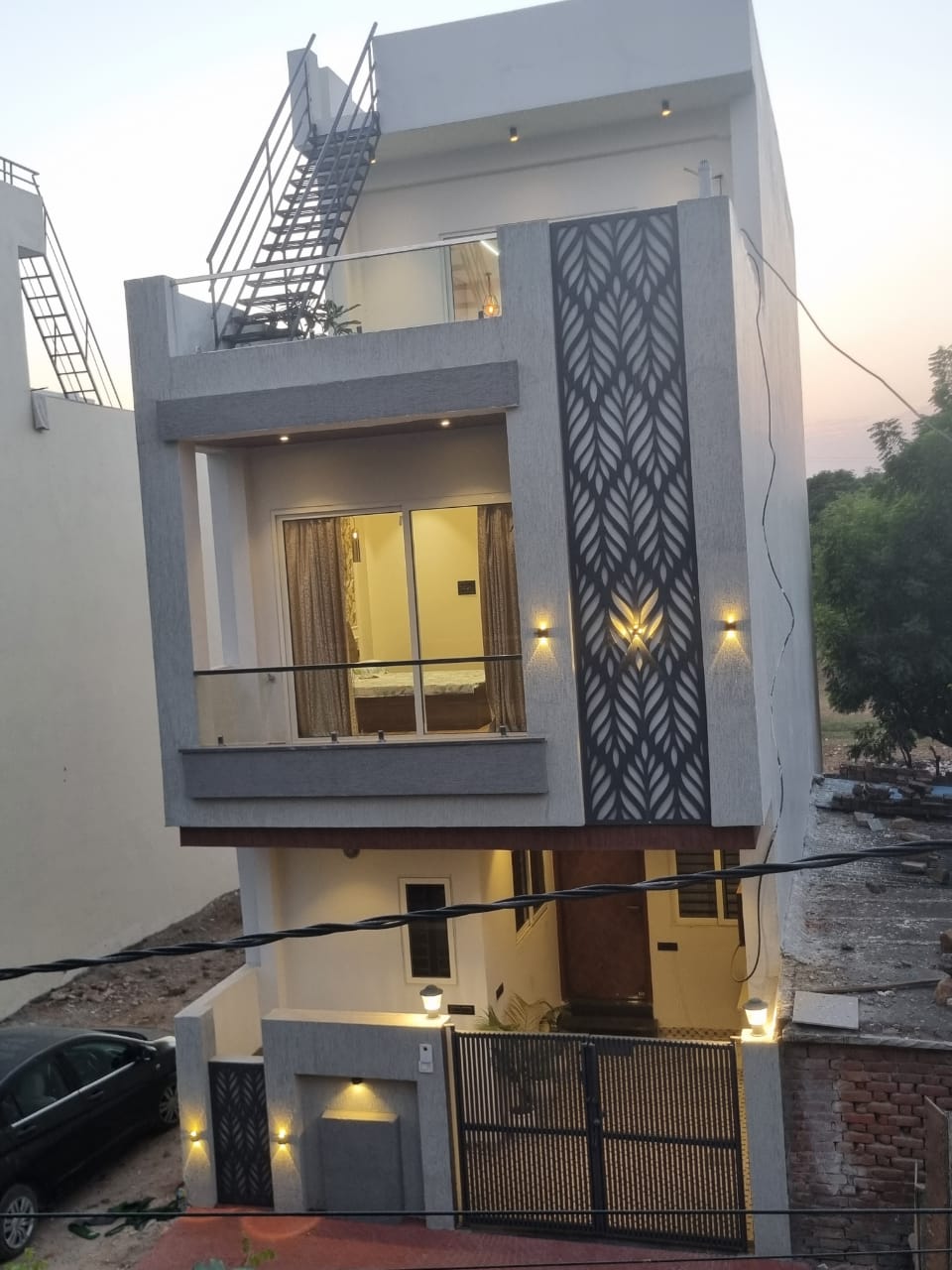 4 BHK + Pooja Room Independent House For Sale in Krishna Vatika Amarpali W