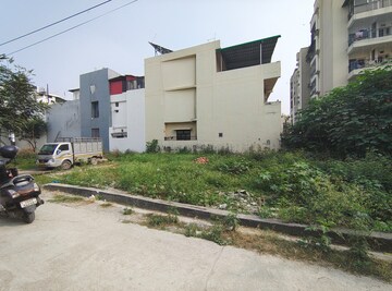  Plot – Exterior View View at Gms Road - for Sale