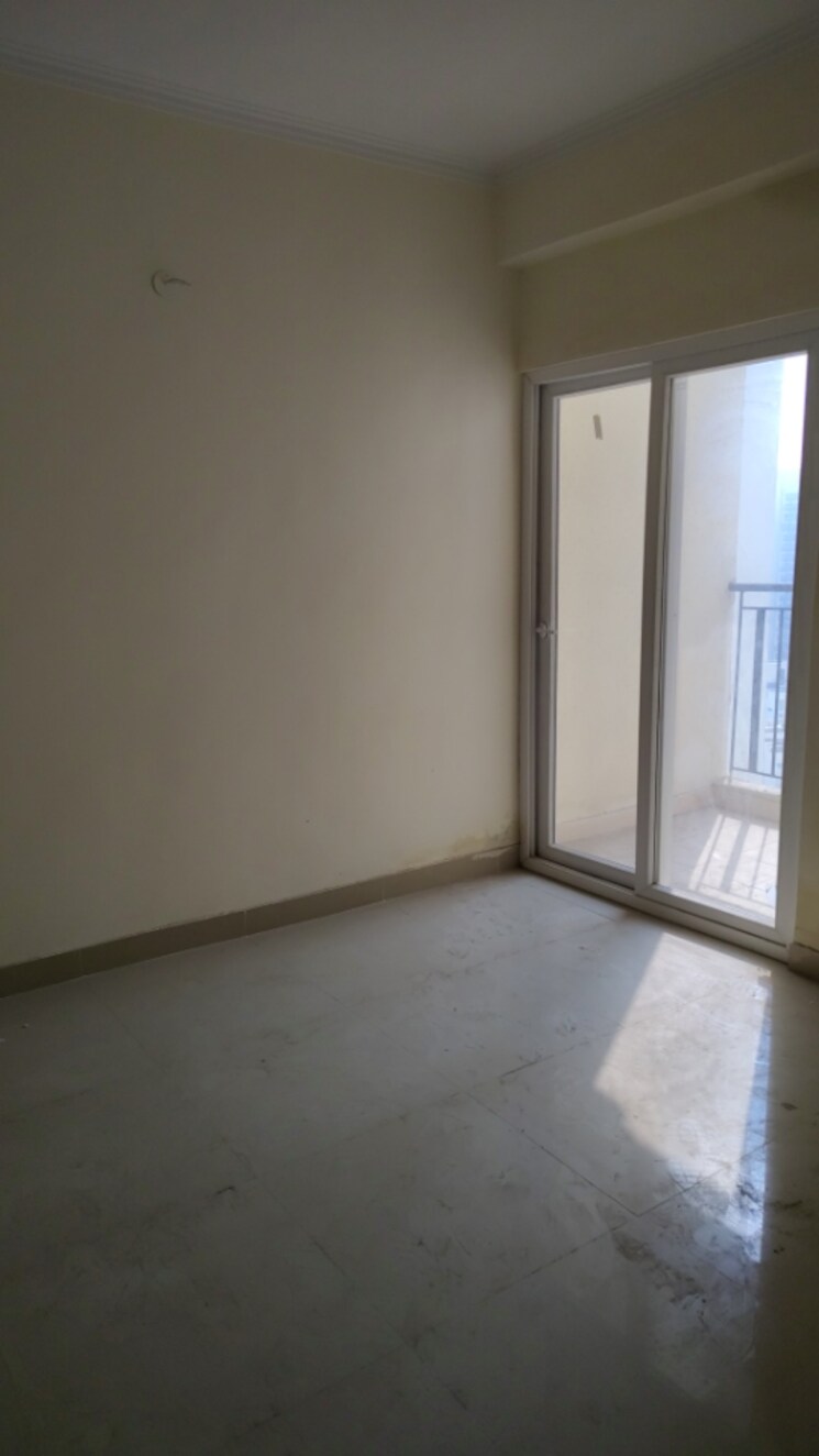 Room, amrapali-centurian-park 3 Bedroom 1185 Sq.Ft. Apartment In Tech Zone 4 Greater Noida Greater Noida 7784643