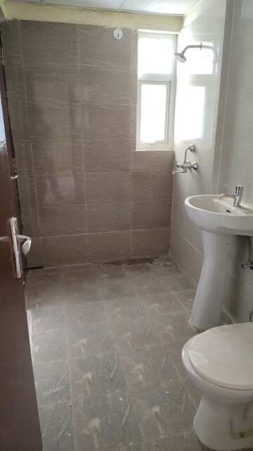 Bathroom in 3 BHK Apartment at Amrapali Centurian Park, Tech Zone 4 Greater Noida – for Sale