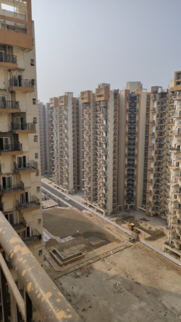 3 BHK Apartment – Exterior View View at Amrapali Centurian Park, Tech Zone 4 Greater Noida - for Sale