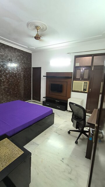 1 RK Builder Floor For Rent in Rajouri Garden Delhi  7784900